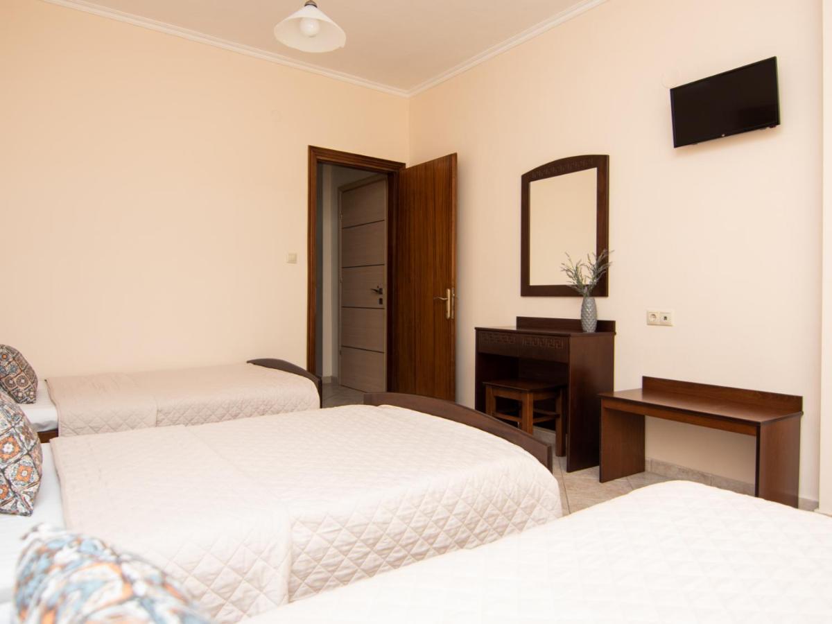 Achillion Aparthotel Paralía Exterior foto