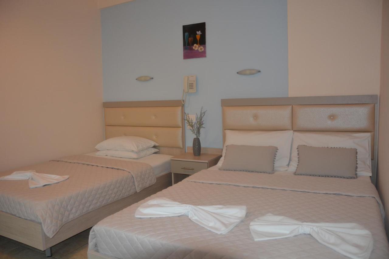 Achillion Aparthotel Paralía Exterior foto
