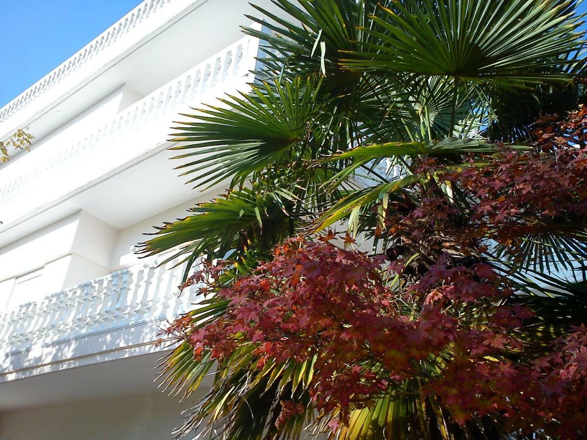 Achillion Aparthotel Paralía Exterior foto